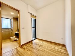 Commonwealth Towers (D3), Condominium #451794821